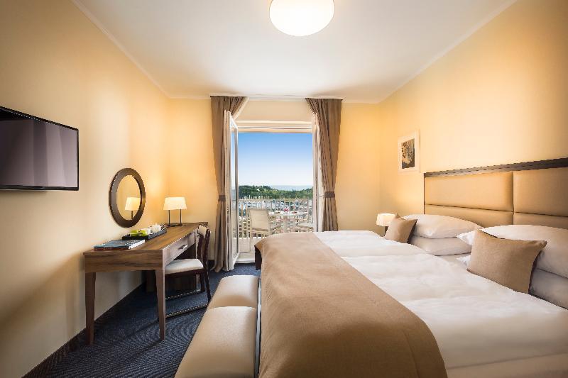 Remisens Casa Rosa - Metropol Annexe Hotel